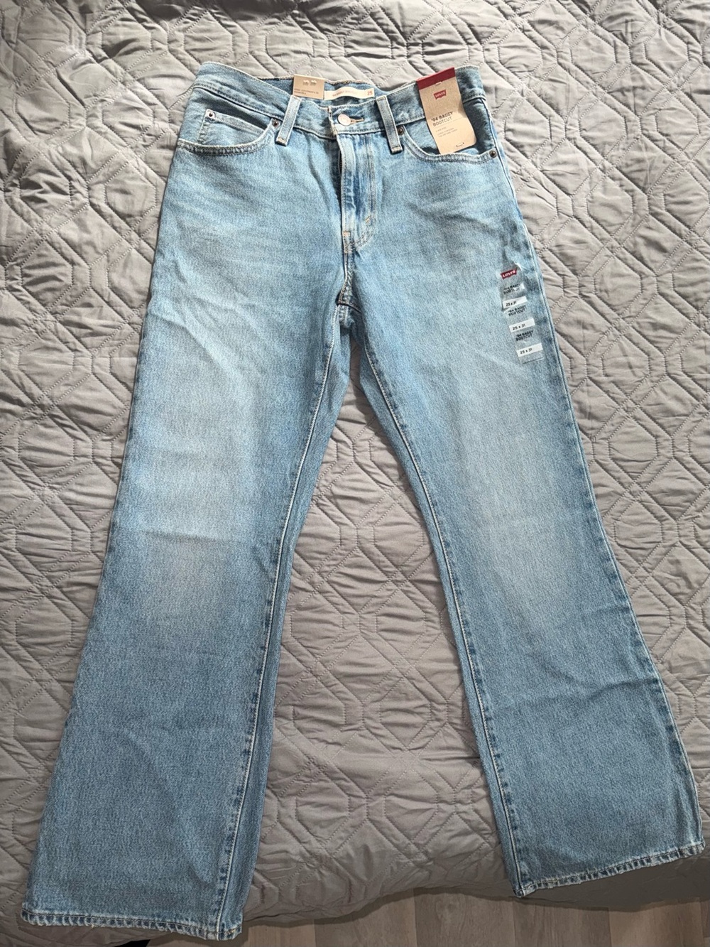 NWT Levi’s ’94 Baggy Bootcut Jeans Light Wash Size 25